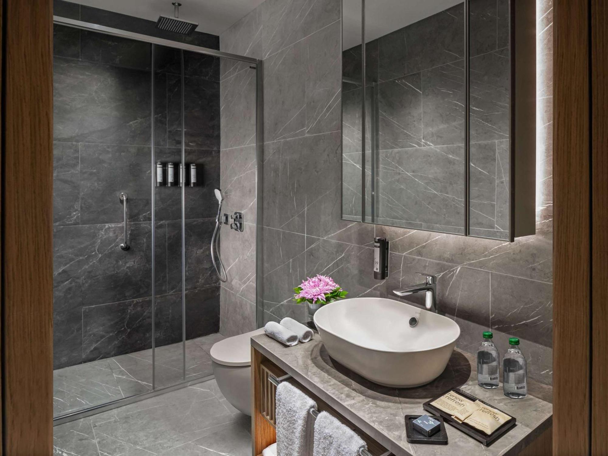 Moevenpick Living Istanbul Saklivadi Hotel Exterior foto
