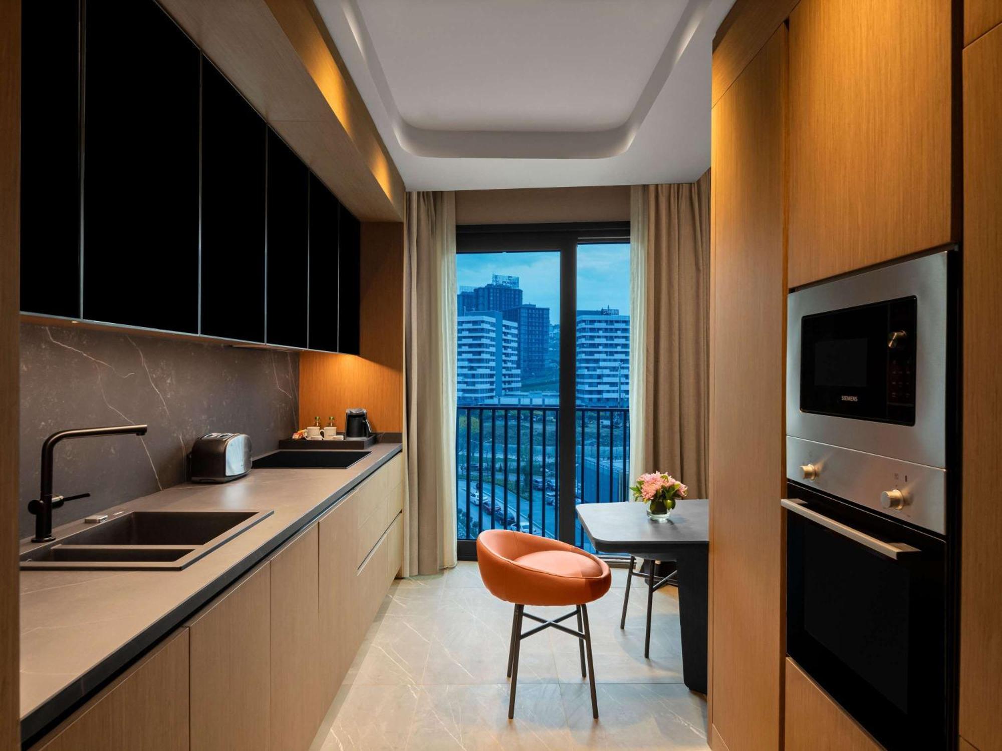 Moevenpick Living Istanbul Saklivadi Hotel Exterior foto