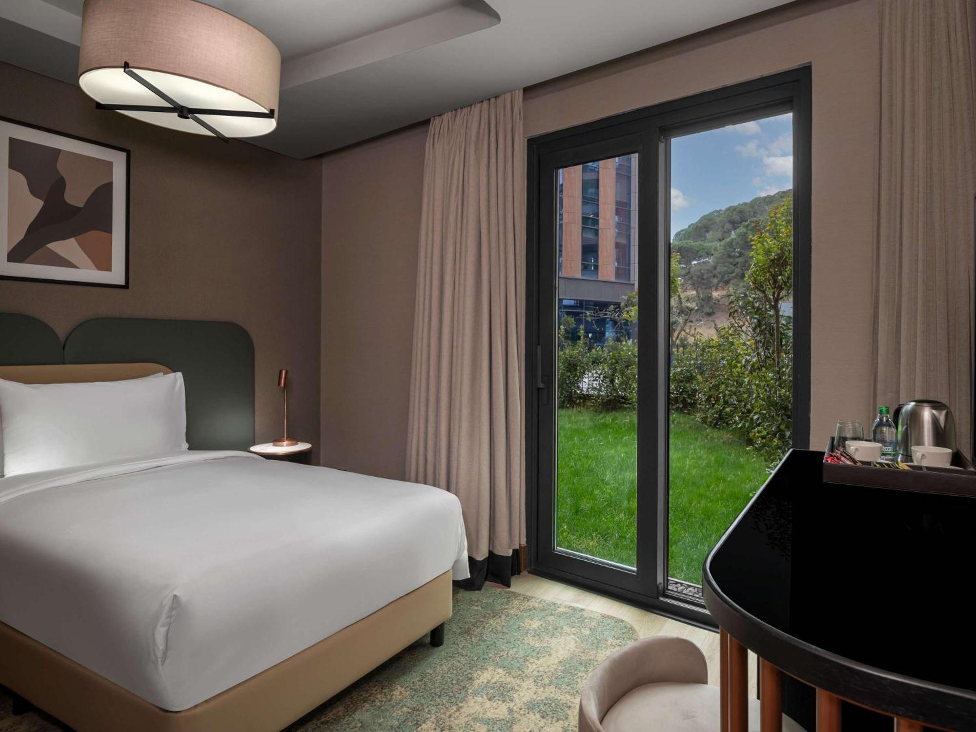 Moevenpick Living Istanbul Saklivadi Hotel Exterior foto